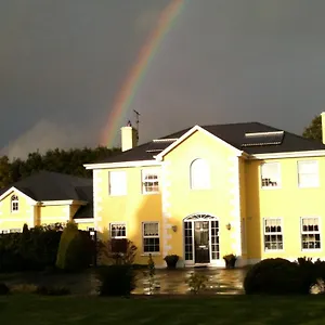Bed & Breakfast Avarest Bunratty, Shannon Town